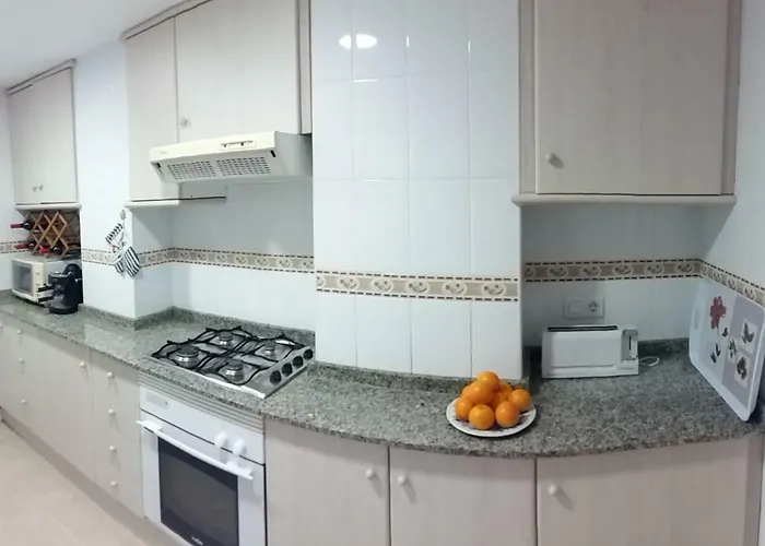 Apart. En A 150m. De La Playa