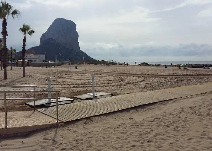 Apart. En A 150m. De La Playa Apartment